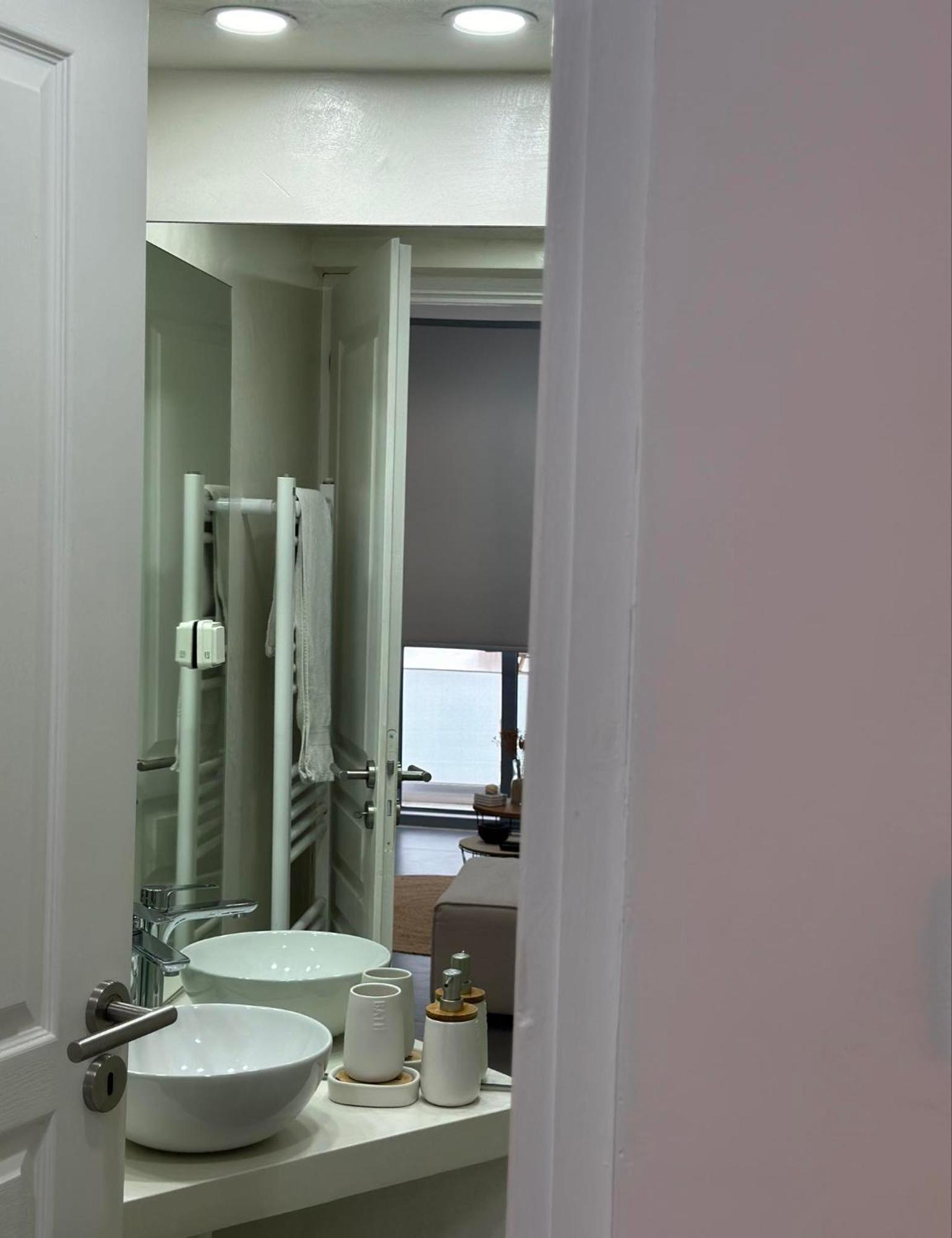 Asterias Apartment Скирос Екстериор снимка