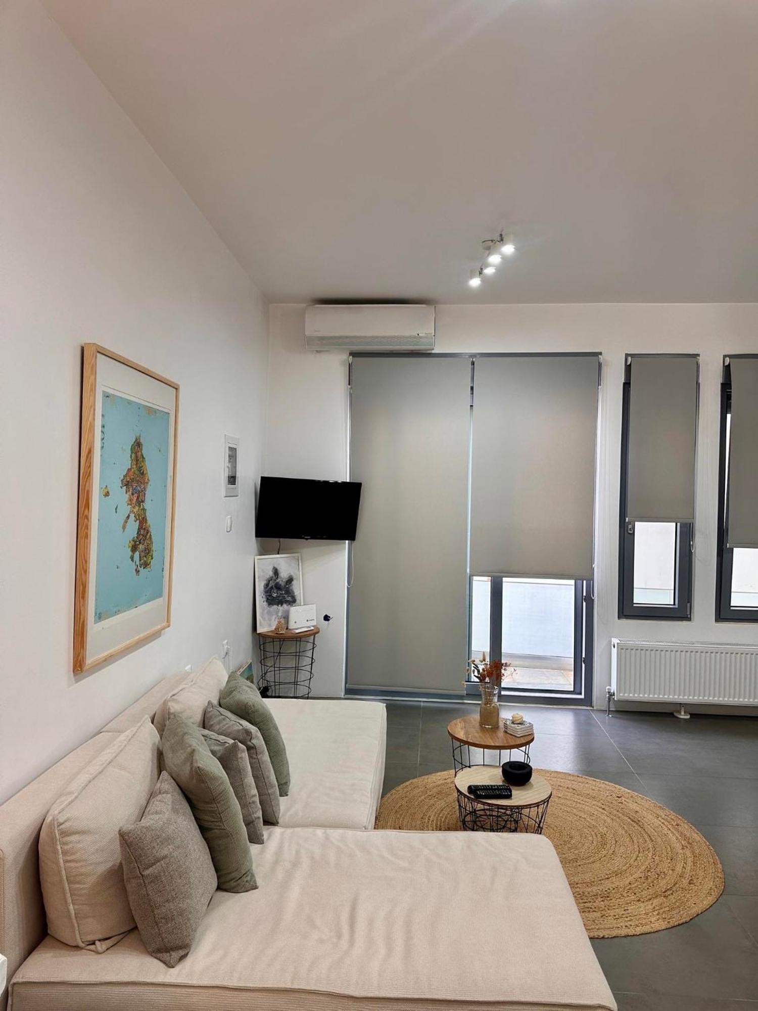 Asterias Apartment Скирос Екстериор снимка
